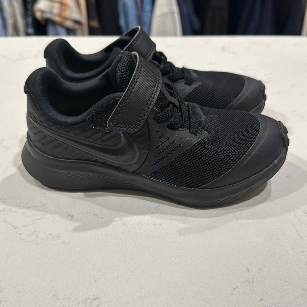 All Black Nike